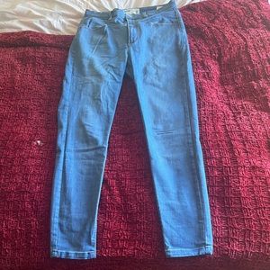 Women’s Skinny Jeans